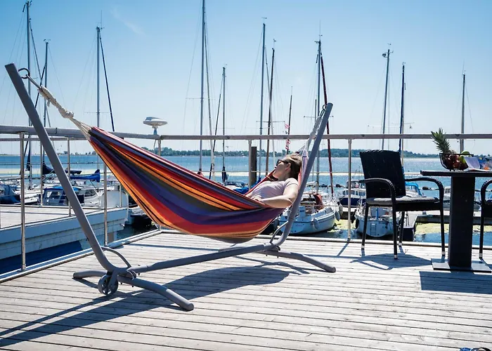 Πλωτό κατάλυμα Hausboot Ella- Huus &