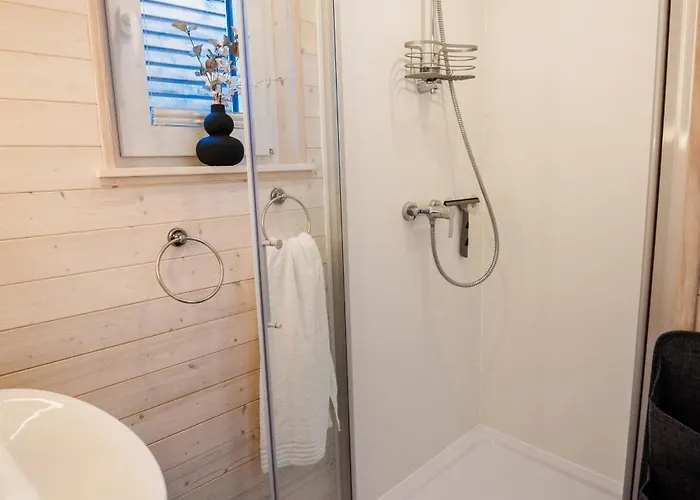 Hausboot Ella- Huus & Πλωτό κατάλυμα Φέμαρν