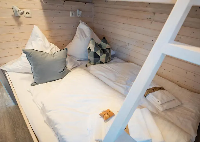 Hausboot Ella- Huus & * Φέμαρν