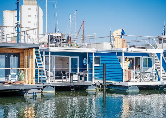 Hausboot Ella- Huus & * Φέμαρν