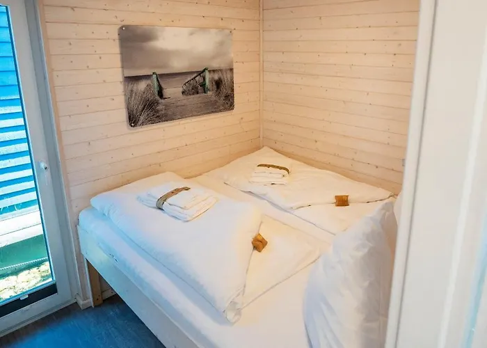 Πλωτό κατάλυμα Hausboot Ella- Huus & Φέμαρν